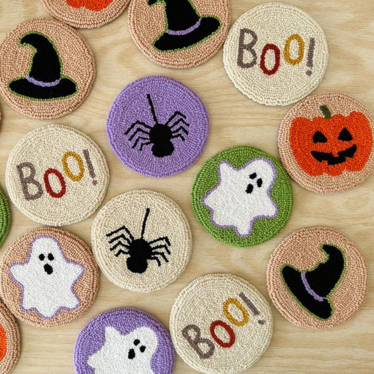 Halloween Decoration Hand Made Wizard Hat Pattern Punch Needle Coaster Handicraft Mug Rug for Promotional Gifts