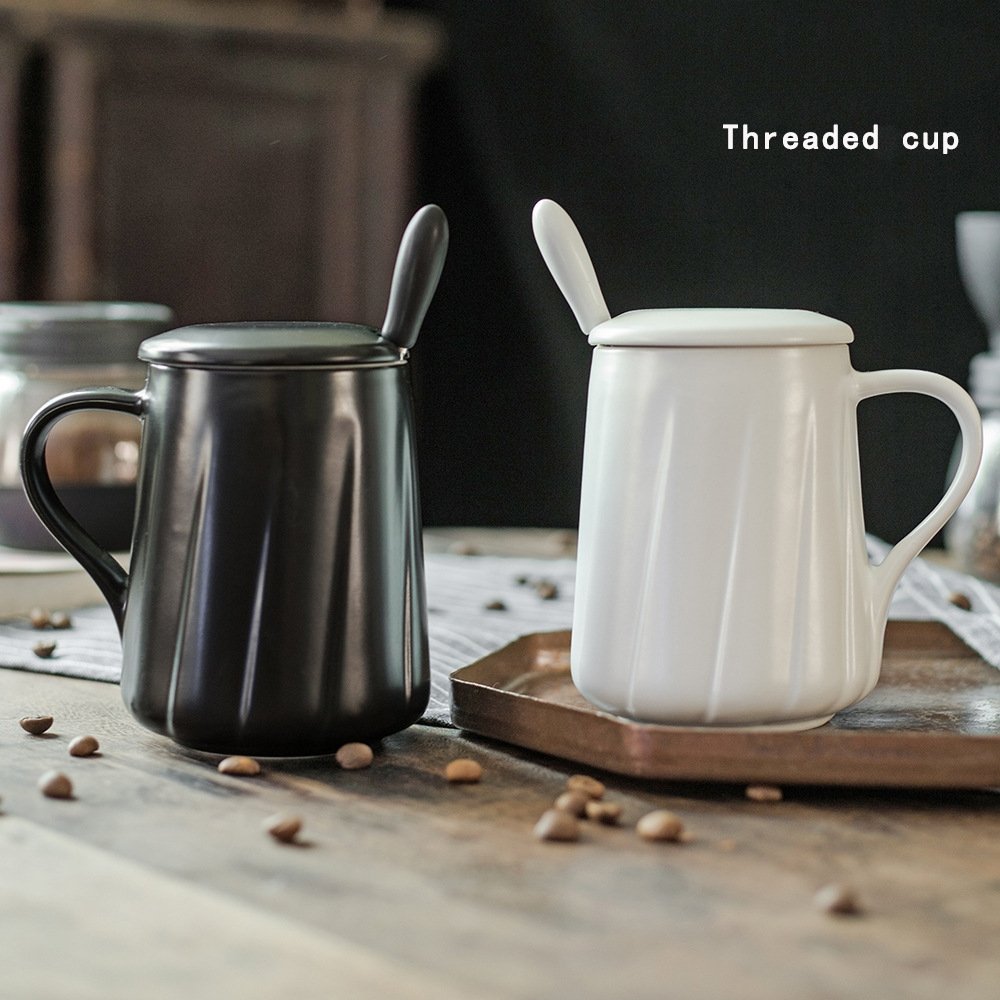 High Quality Large Capacity Spiral Mugs Matte Black White Ceramic Cup Custom Milk Coffee Mug With Lid and Spoon