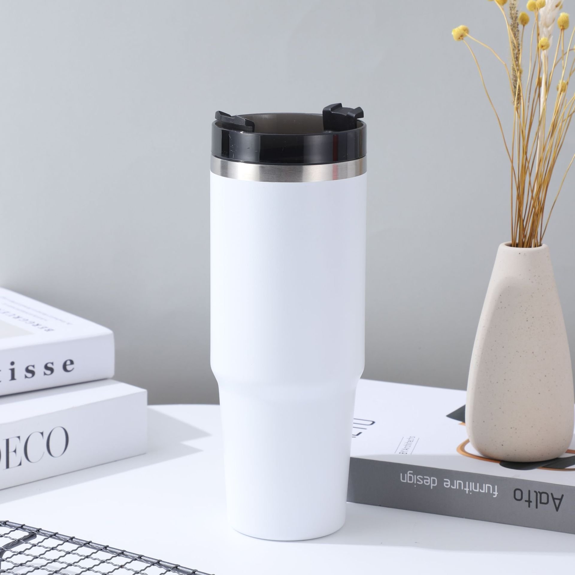 Vacuum Insulated Stainless Steel Straw Cup Lid Vacuum Flasks Thermoses Large Capacity For Keeping Iced Coffee Cold Hot Beverages
