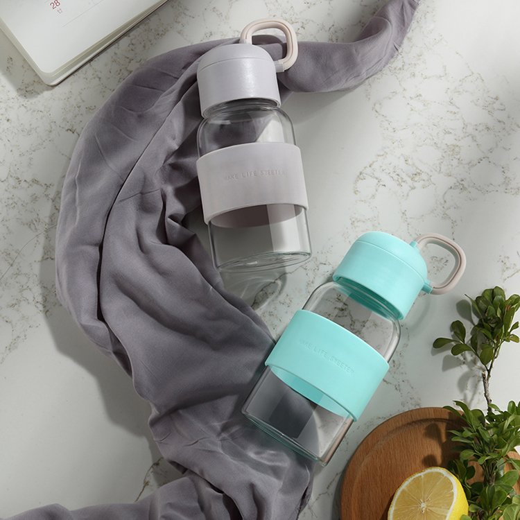 Glass Water Bottle With Silicone Sleeve 0612 360ML Eco Wholesale Customize Logo Handle Milk Juice Glass Drinking Bottle