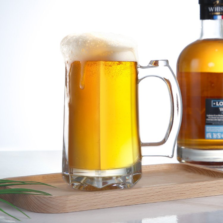 Good Quality Classic Giant Glass Beer Stein Traditional Beer Mug Set Large Beer Glasses For Freezer with handle For Bar