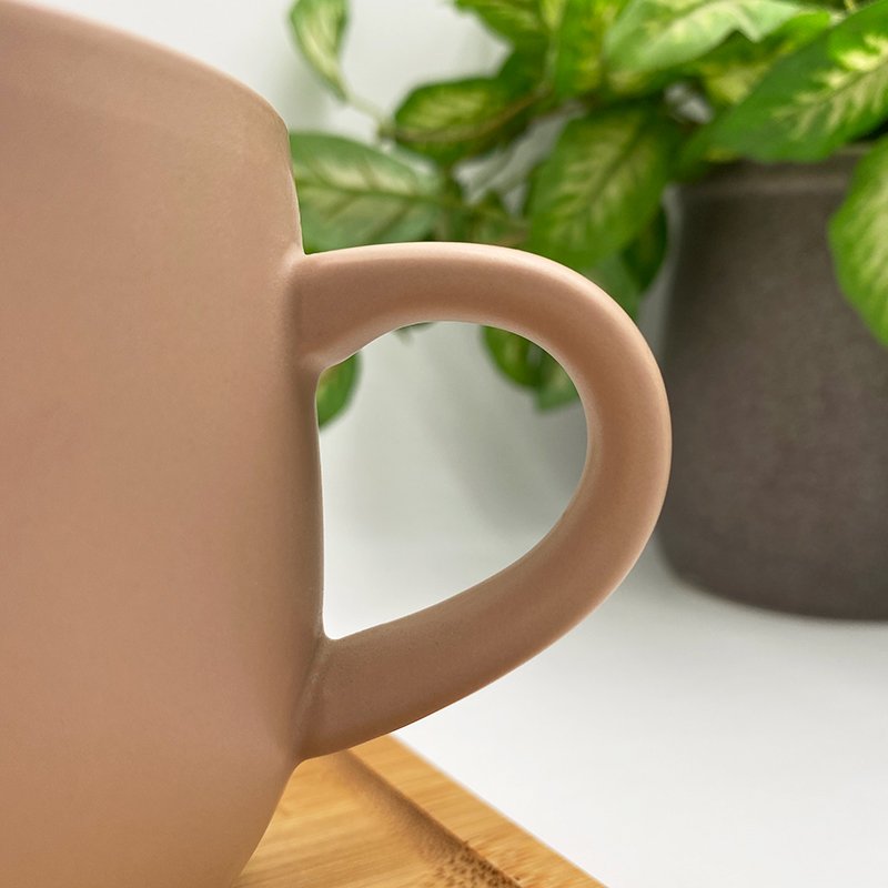New design matte khaki latte color 14 oz ceramic cups tumblers porcelain mug for drink