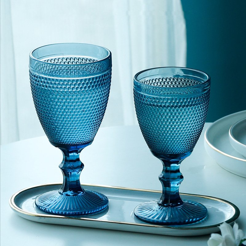 Wholesale Cheap Glassware Red Goblet Wine Glass Colored Vintage Embossed Water And Juice Glass Cup for party wedding