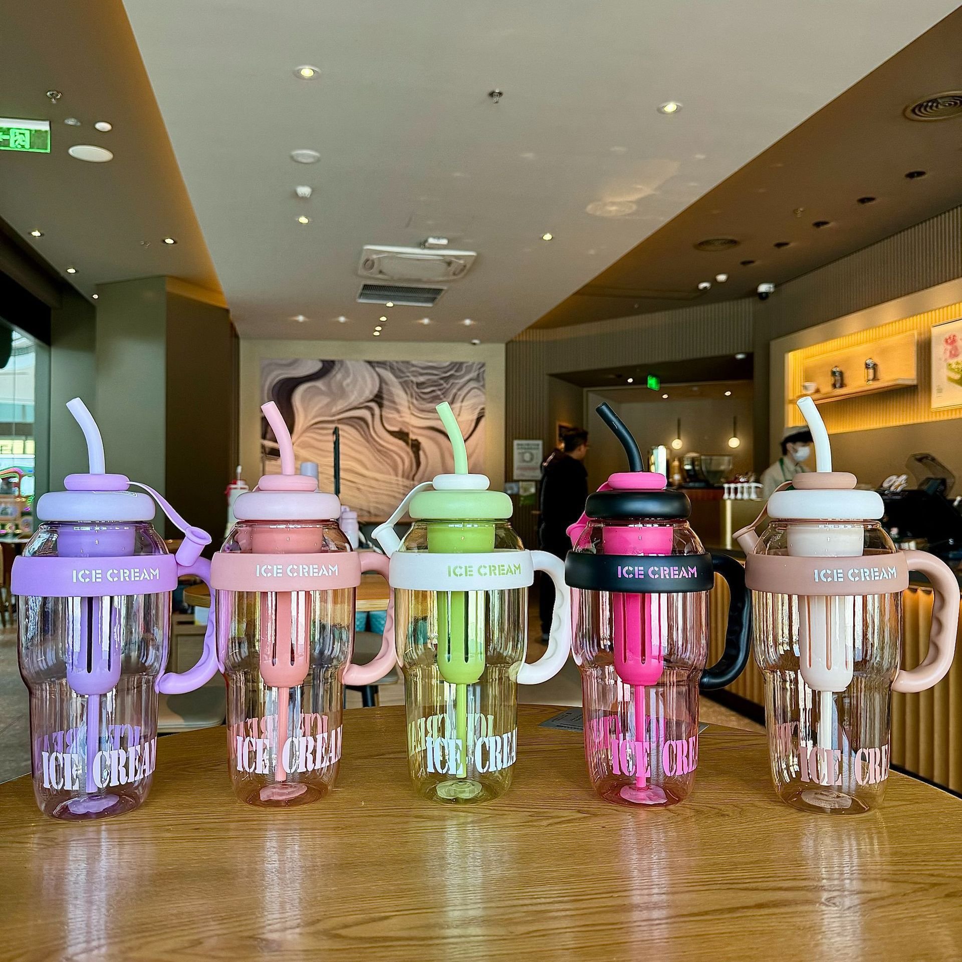 Hot Selling Products 2024 40oz Time Scale Reminder Outdoor Sports Kids School 1200ml Gifts Ice Cream Water Bottle With Handle