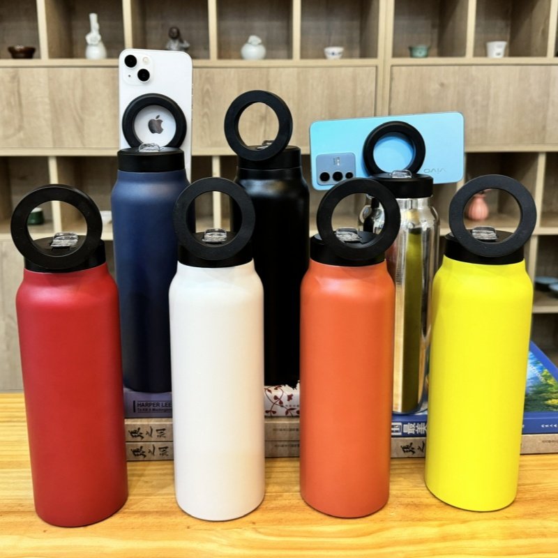Custom Logo Insulated Water Bottle With Magnetic Phone Mount For Sports 24oz Magnetic Water Bottle With Magnetic Lid and Straw
