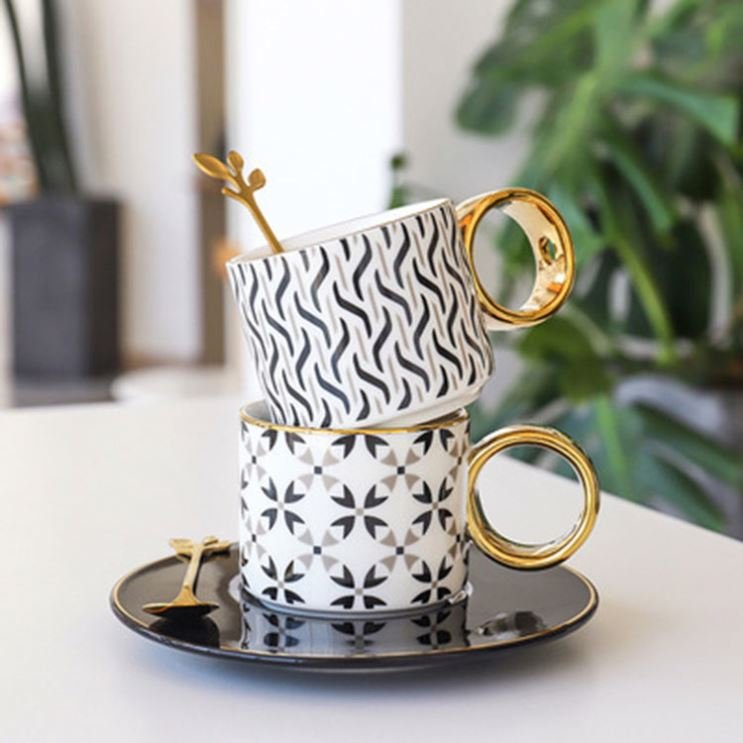Zogifts Wholesale Nordic Coffee Golden Handle Tea Cup And Saucers Sets Tazas Ceramic Mugs Gold