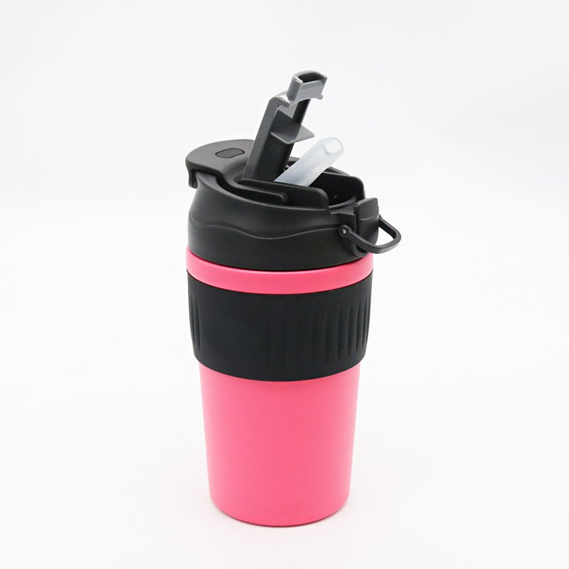 2022 New Arrival Double Wall Vacuum Insulated Travel Coffee Mug Stainless Steel Tumbler Cup With Lid and Silicone Sleeve