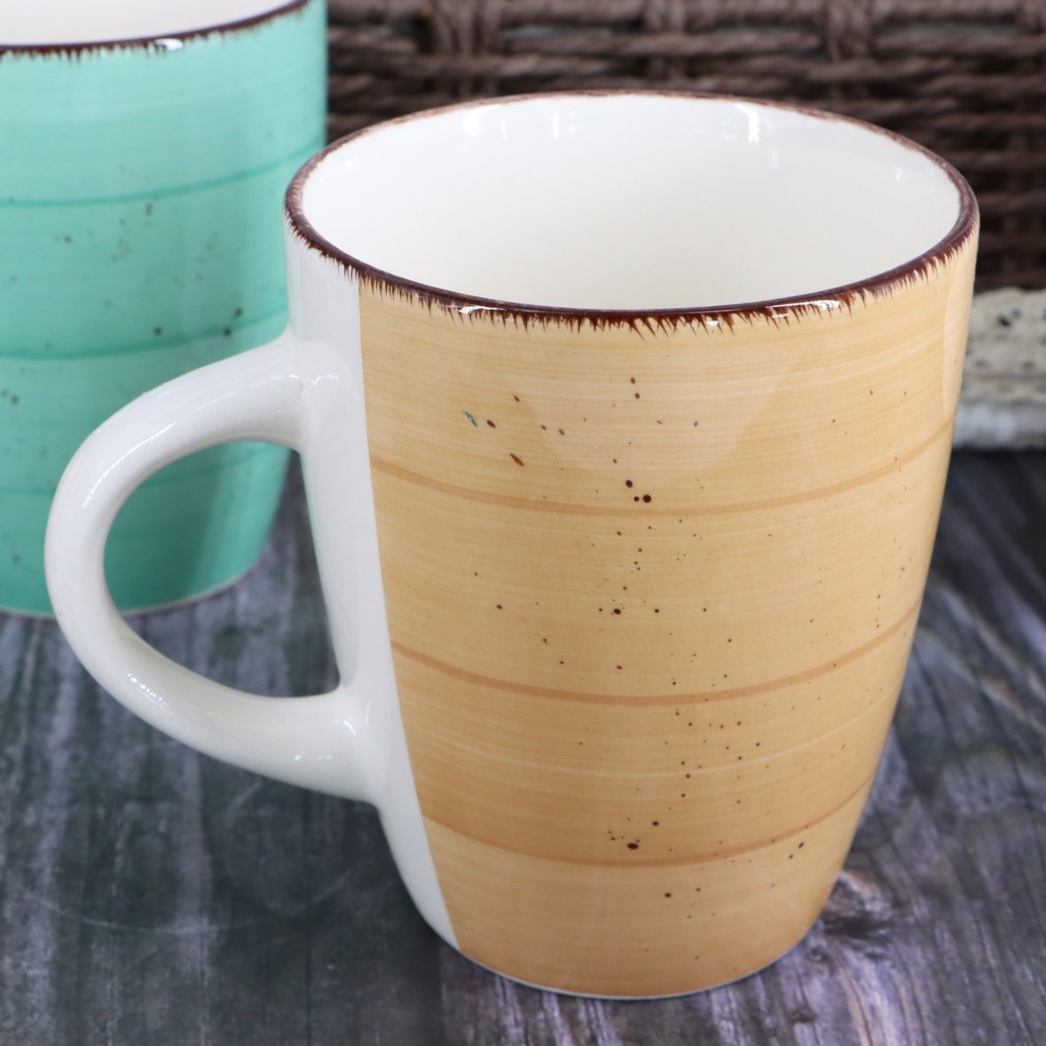 Customized Logo Handpainted Ceramic Mug Stoneware Mugs With Handle Drinking Cup For Wholesale
