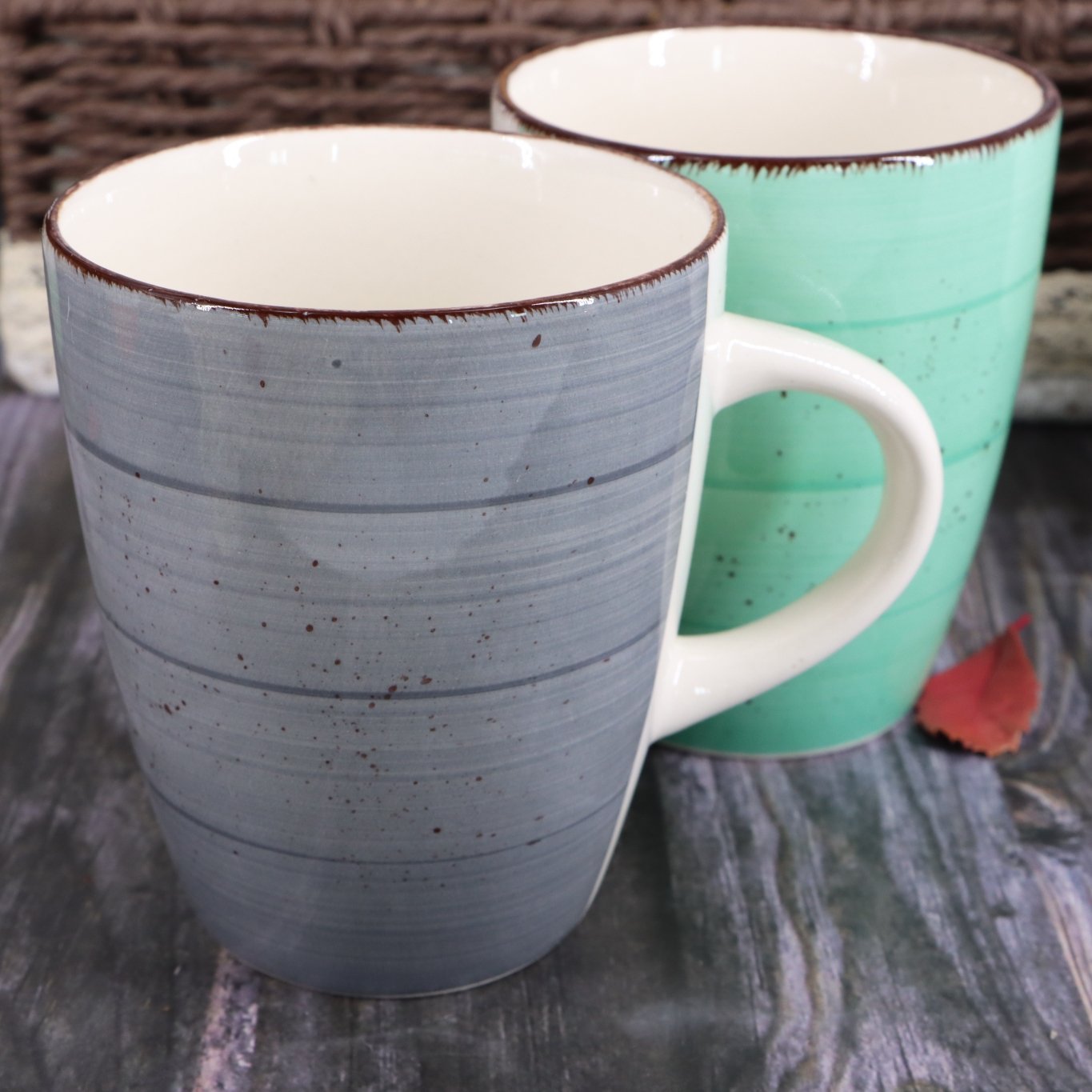 Customized Logo Handpainted Ceramic Mug Stoneware Mugs With Handle Drinking Cup For Wholesale