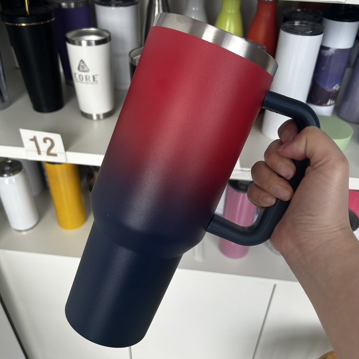 Custom logo 40 oz vacuum insulated stainless steel tumbler with handle and straw adventure travel 40oz 30oz cup