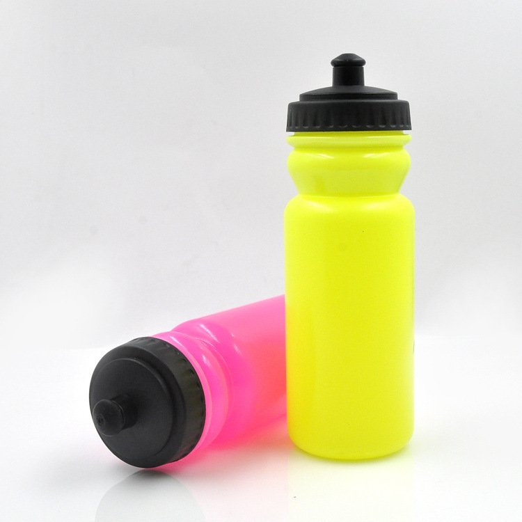 Wholesale Durable Outdoor Sports Eco Friendly Reusable PE Plastic Waterbottle 600ML Water Bottle