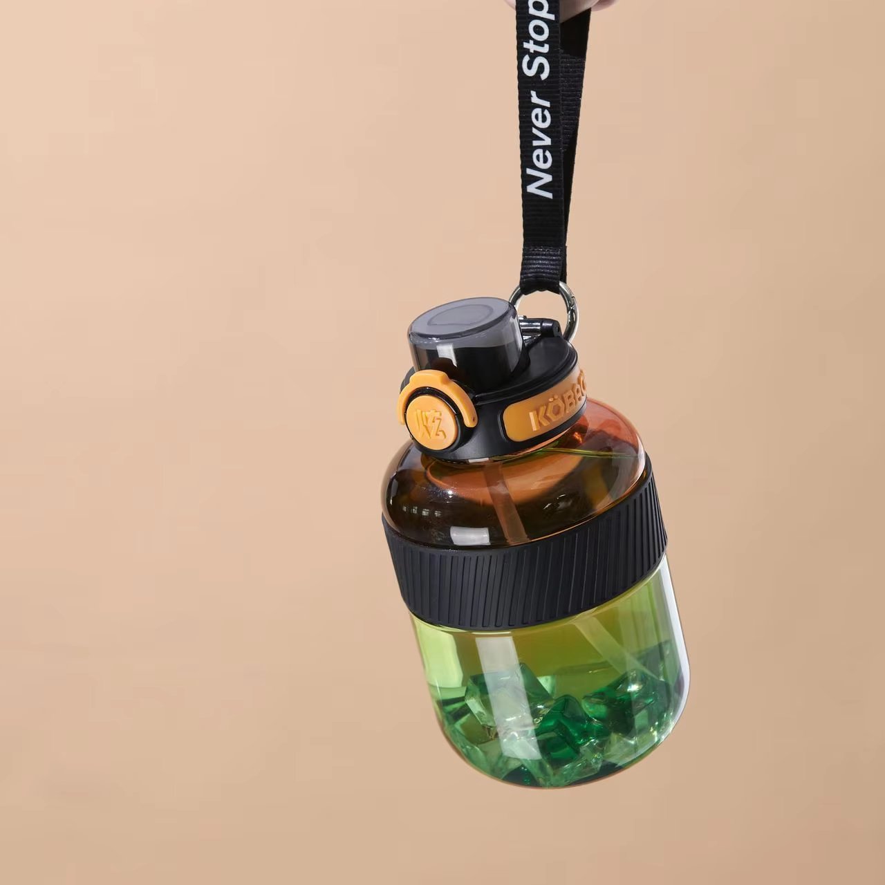 plastic water bottle for business water bottle plastic 700 ml 25oz quifit sport plastic water bottle