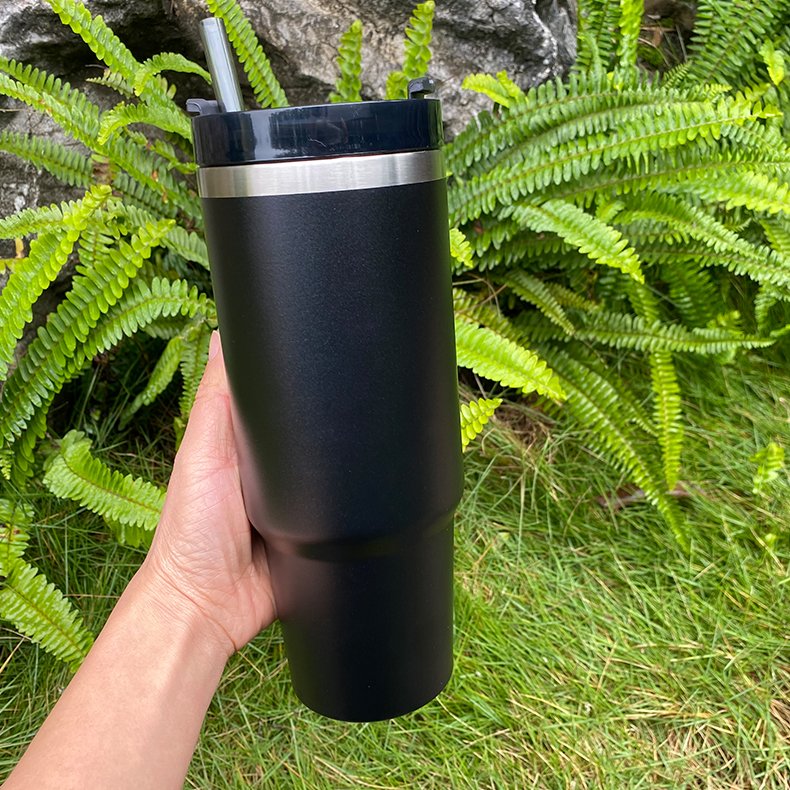 RTS Popular in Europe and the United States stainless steel ice cup large capacity outdoor ice beer travel bottle