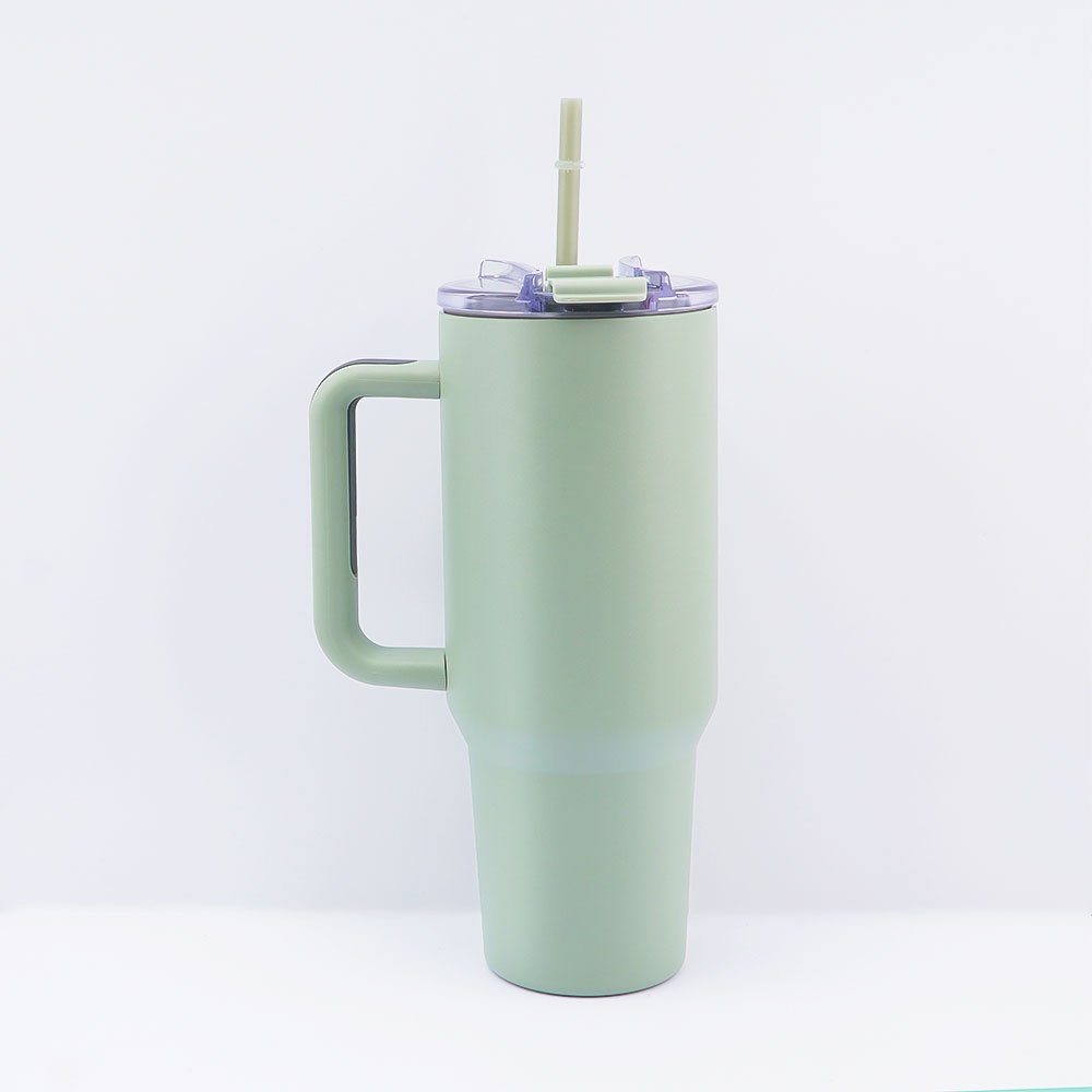 2023 New Beverages 40 oz Reusable Stainless Steel Water Bottle 40 oz Tumbler With Handle and Straw Lid Travel Mug Iced Coffee Cu
