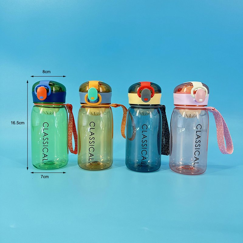 Wholesale customized 400ml plastic sports water bottle with safety lock sling and filter water cup