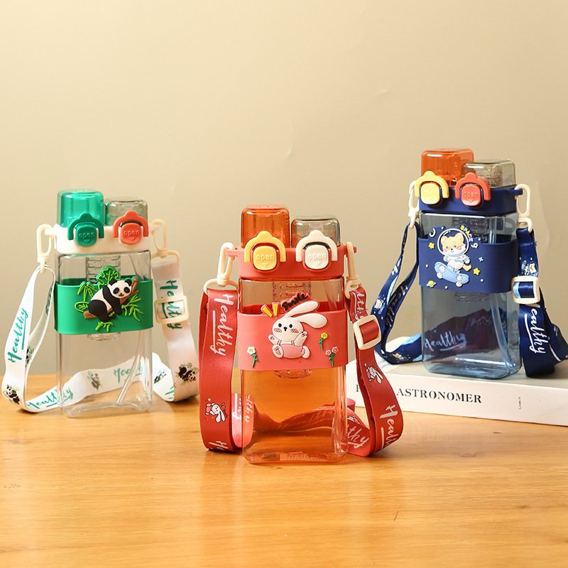 Seaygift kids children Outdoor travel double straw drinking cartoon square plastic cup BPA free leak proof water bottle