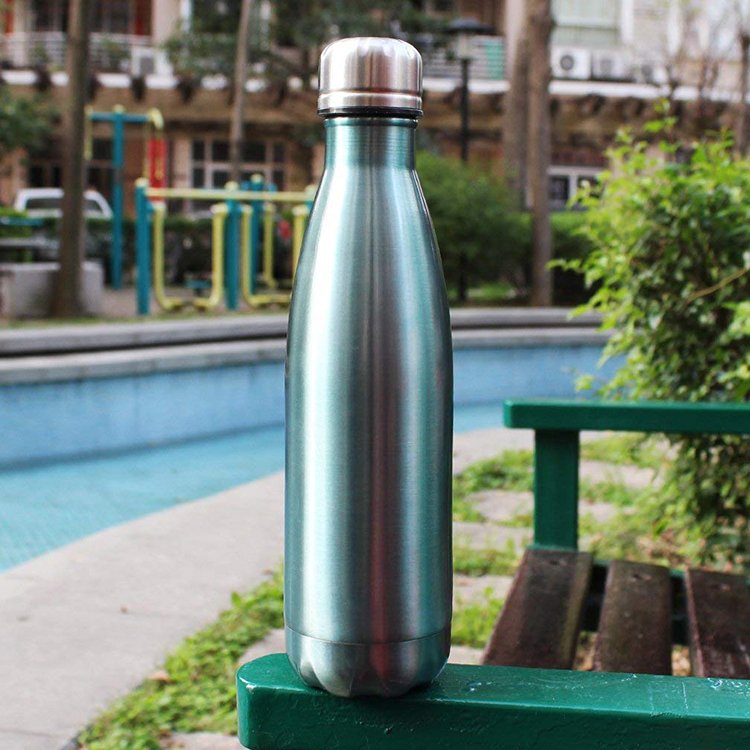 Factory Whosale Custom Logo 500ml/750ml Stainless Steel Vacuum Insulated Cola Shaped Sport Water Bottles