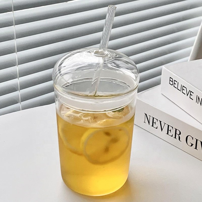 Custom Glass Cup With Dome Lid And Straw Borosilicate Iced Coffee Tumbler Glass Water Bottles Reusable Can Shaped Containers