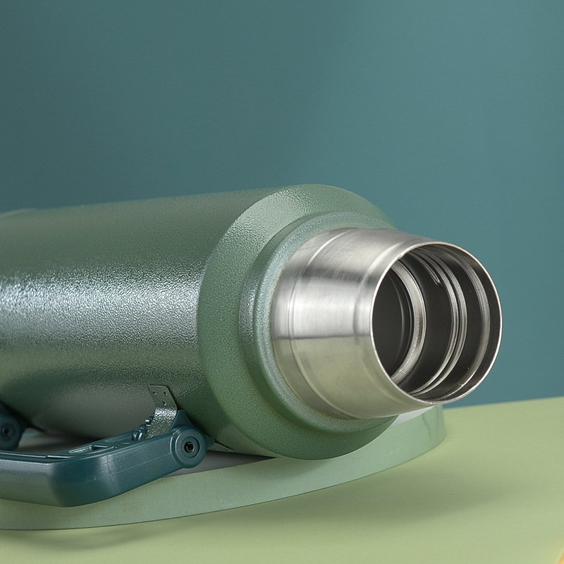 New Arrival 1.3L Large Capacity Stainless Steel Portable Vacuum Thermos Travel Flask With Handle