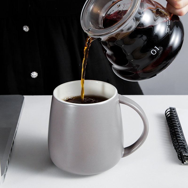 Wholesale Reusable Creative Ceramic Mug with Handle, Custom Logo Sublimation Wide Mouth Big Belly Ceramic Coffee Milk Cup
