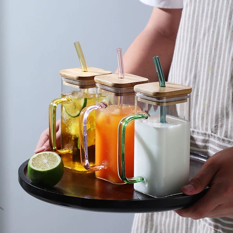 Anti-hot Glass 400ml Square Milk Coffee Bamboo Lid Borosilicate Reusable Drinking Ice Mug Cups with Handle Glass Straw