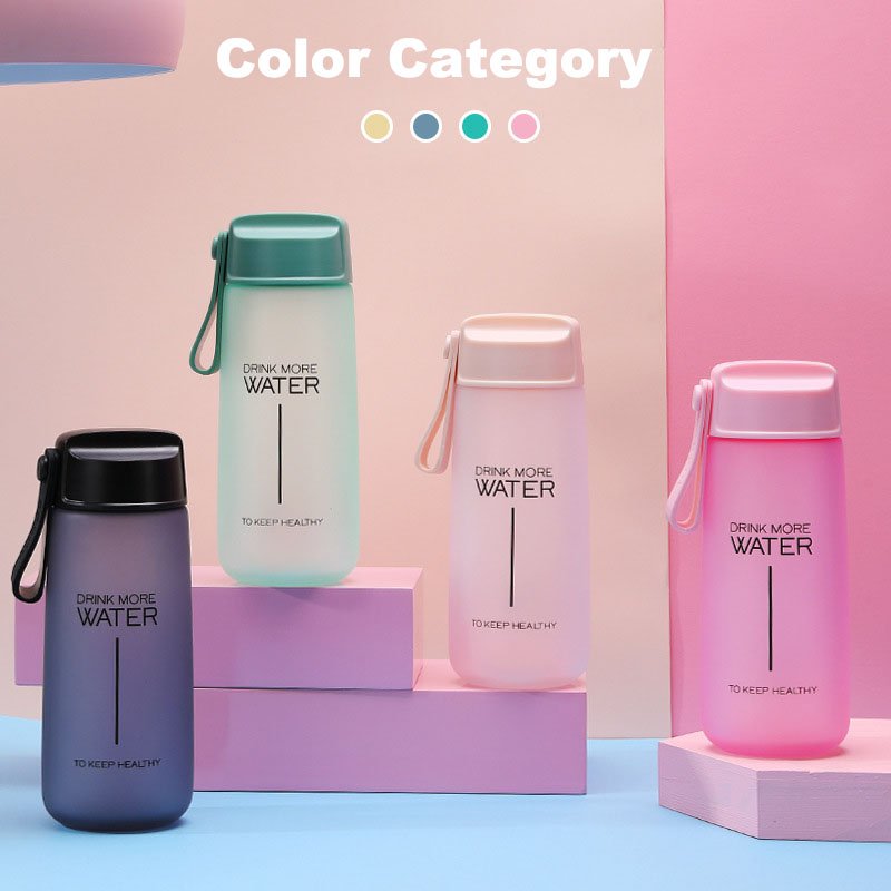 2023 Gym food grade high quality customized logo leakproof sports water bottle plastic water bottle