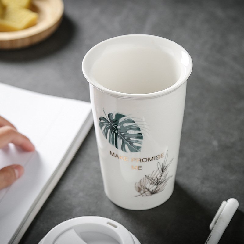 Take Away Porcelain Thermal Coffee Mugs with Printed Logo Water Mug Double Wall Coffee Cup Ceramic Travel Mug with Silicone Lid