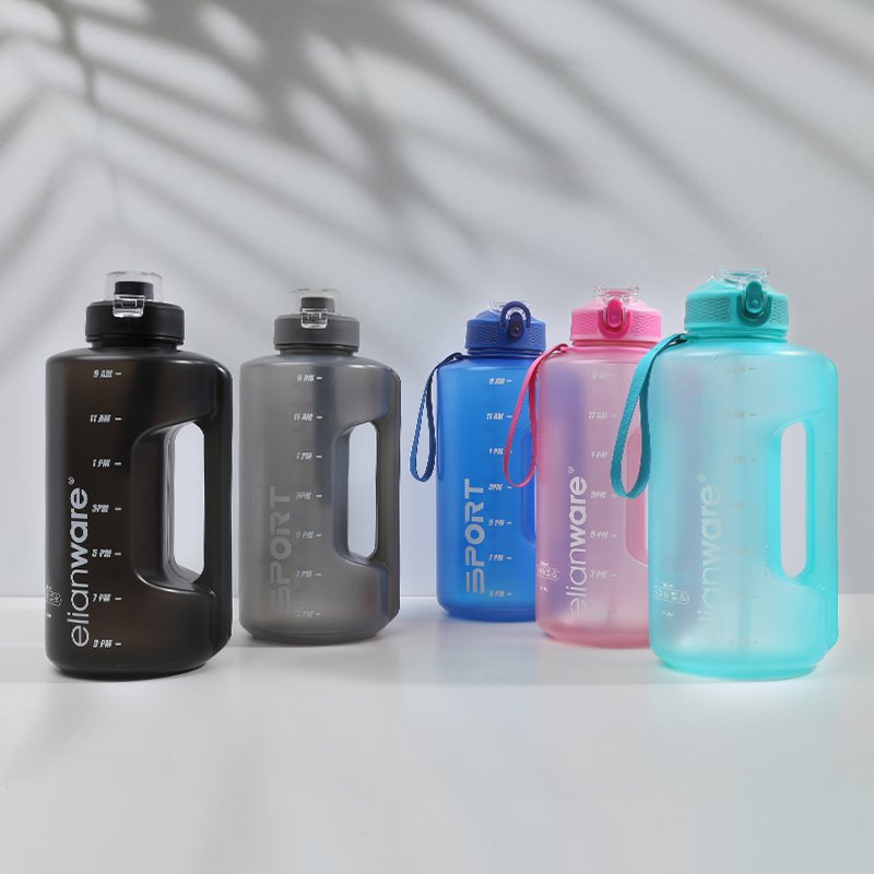 High Quality Custom Transparent Gym Big Capacity Plastic 2L Water Bottles Sports Jug Water Bottle With handle
