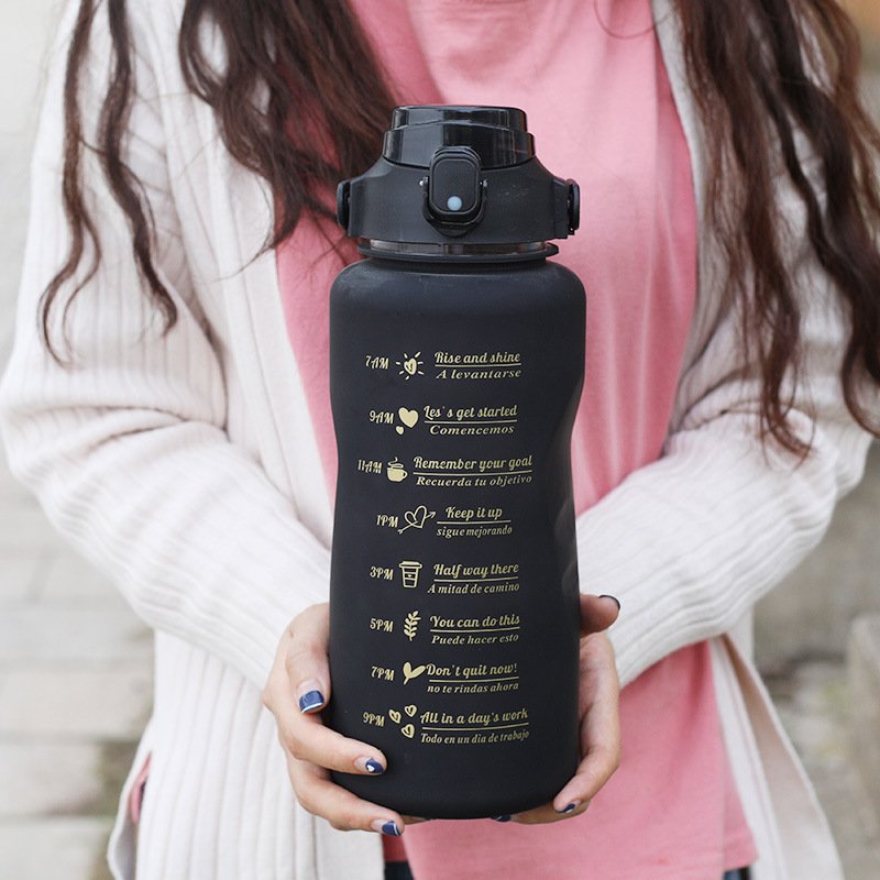 wholesale bulk 3pcs set 2000ml 900ml 300ml gradient Plastic water bottle portable frosted 2L 3pcs in 1plastic water bottles