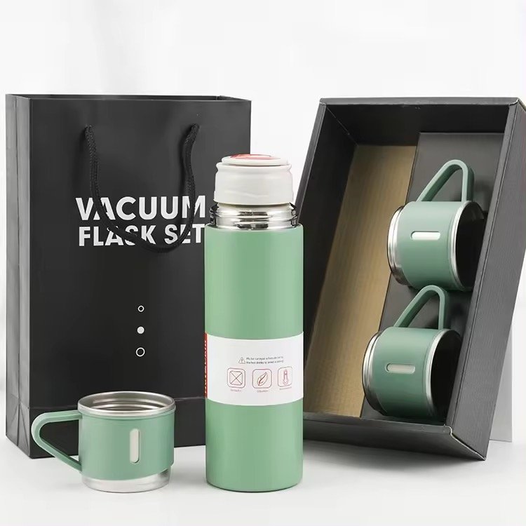 Factory Wholesale 500 Ml Set Christmas Gift Thermos Vacuum Flask Stainless Steel Water Bottle CLASSIC Business Gifts with 2 Cups
