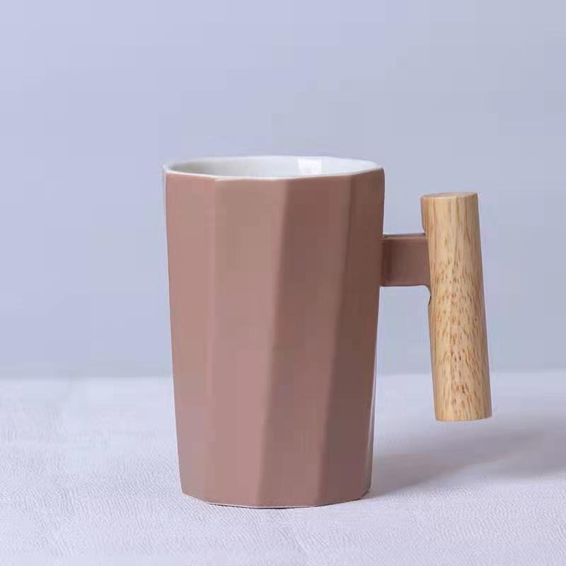 High Quality Creative Retro Wood Handle Ceramic Mug With Hand Gift Coffee Water Cup
