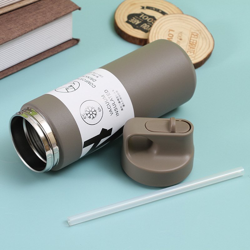 Outdoor sports custom 550ml double wall thermal vacuum flasks powder coated stainless steel insulated water bottle with straw