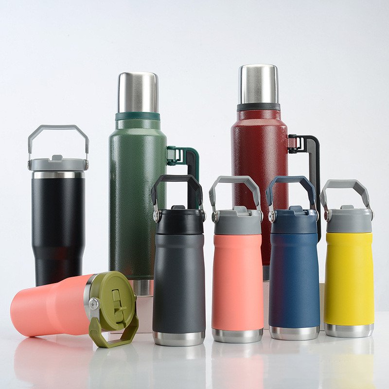 Spill Proof Sweat Proof Double Wall Vacuum Tumbler Reusable Mug Insulated Stainless Steel Travel Mug with Handle Lid