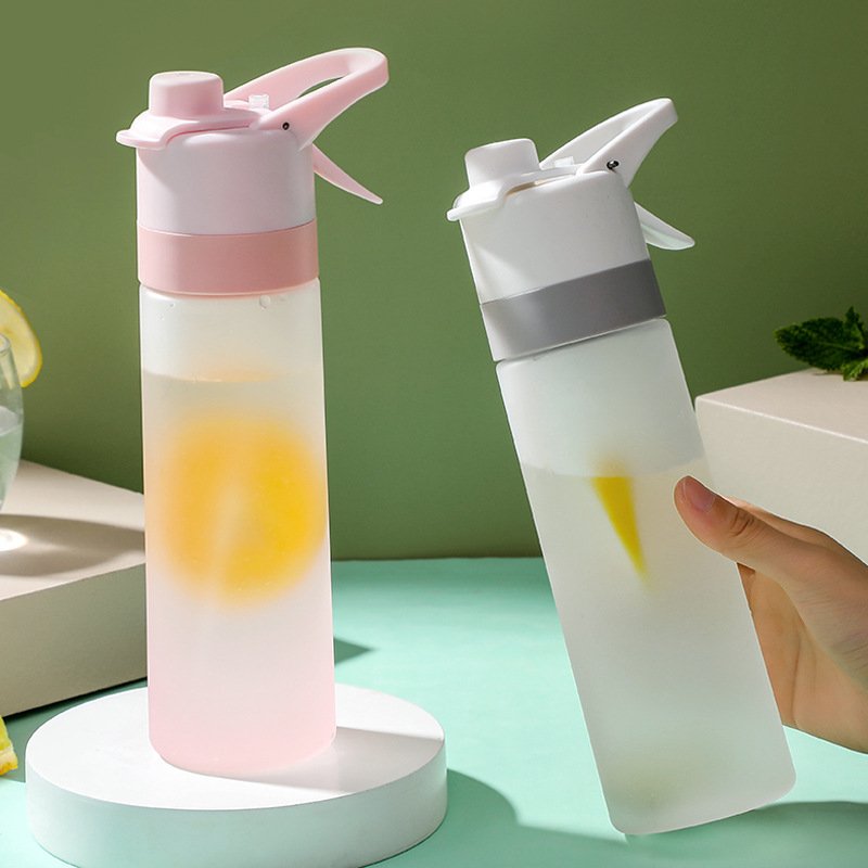 2023 New Design Mist Outdoor Spray Plastic Sports Drinking Water Bottle with Handle Water Bottle for Girls