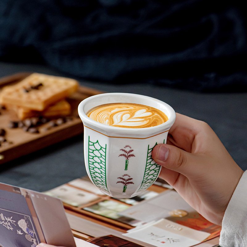 Classic Porcelain Espresso Coffee Mug Cawa Cups without Handle with Lid Printed Design New Style Tea Mug for Gift