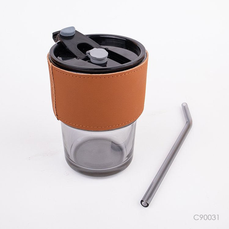 2022 New Hot Coffee Mug Sleeve Case Customized PU Heat Insulation Cup Holder Outdoor Glass Water Bottle Cup Leather Wrapped