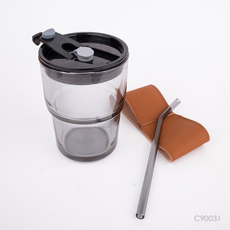 2022 New Hot Coffee Mug Sleeve Case Customized PU Heat Insulation Cup Holder Outdoor Glass Water Bottle Cup Leather Wrapped