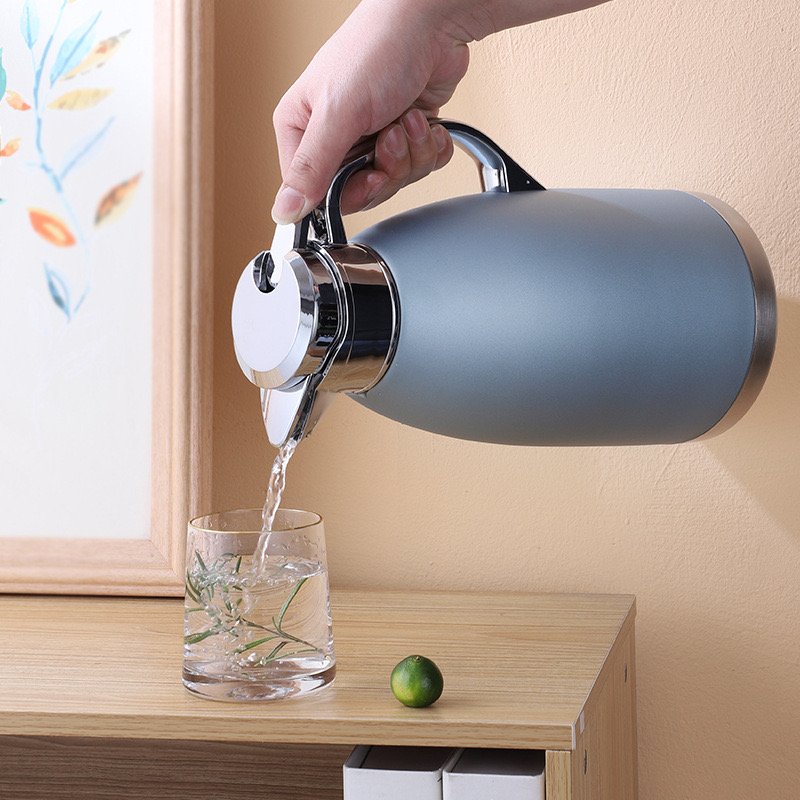 304 Stainless Steel 2.3 Liter Insulated Travel Kettle Tea Vacuum Flask Jug Handle Coffee Tea Pot Party double wall Water Kettle