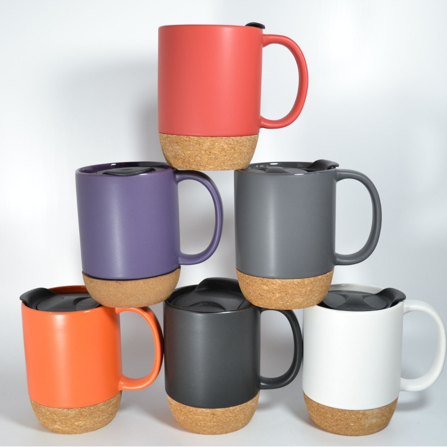 Customised Logo 11oz Porcelain White Printed Christmas Sublimation blank Ceramic Cup Coffee Mugs With cork bottom and lid