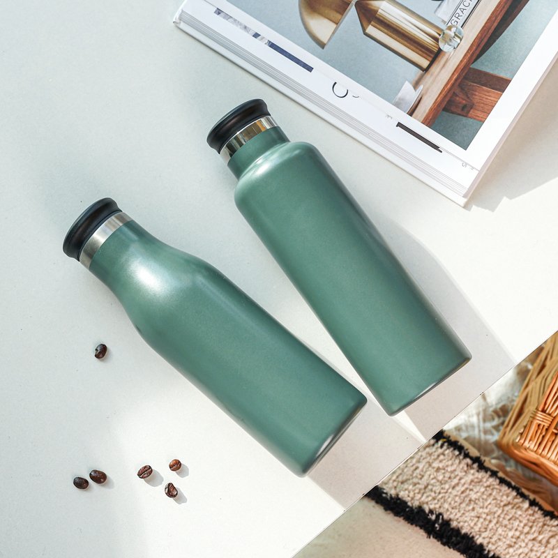 Double Wall Eco Friendly Sports Insulated Stainless Steel Water Bottle With PP Lid Vacuum Flask