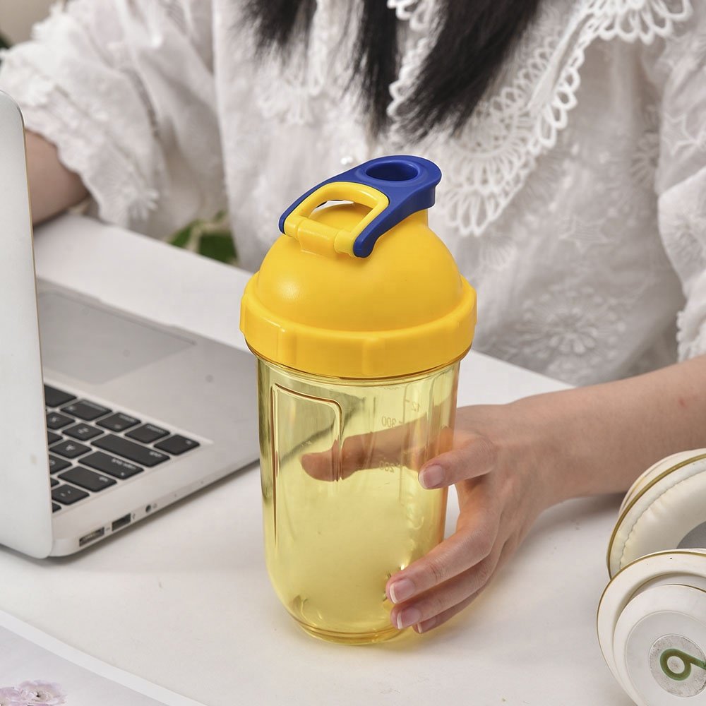 Top Selling Products BPA free Custom Logo Reusable Plastic Sport Shaker Water Bottle with Lid