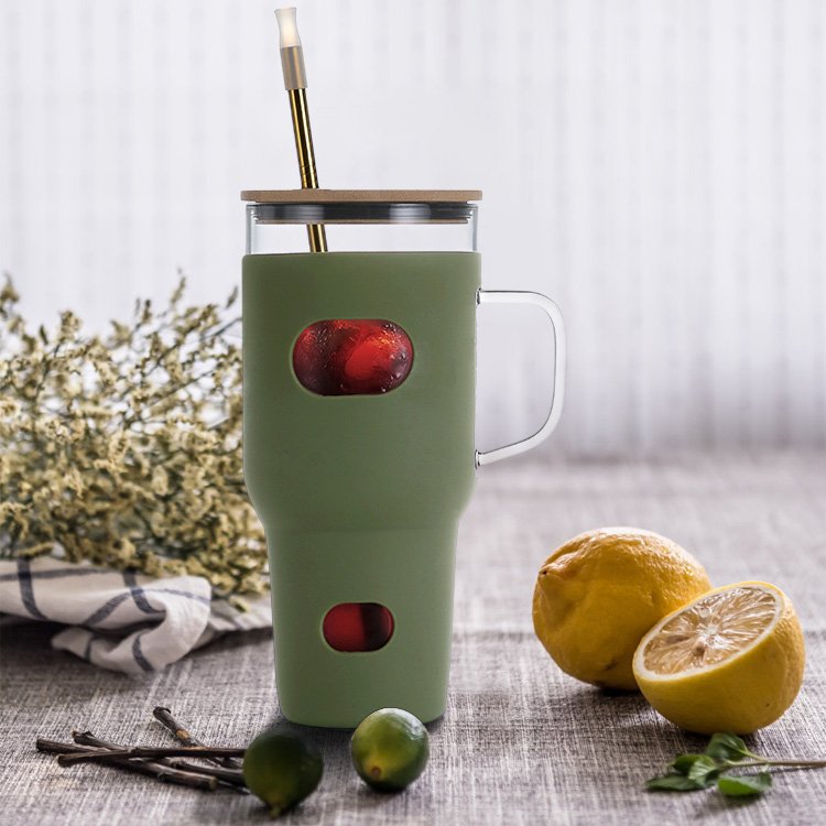 Top Selling Customize 32oz Glass Cup Can With Straw and Lid Juice Tumbler Silicone Sleeve Glass Water Bottle Glass Cup Mugs