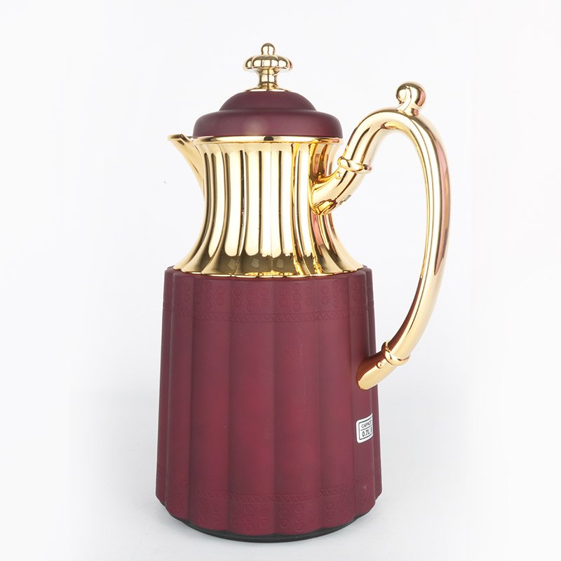 Turkish Style New Model Plastic BPA FREE Wine red gold 0.7 liter Glass Liner vacuum flasks & thermoses
