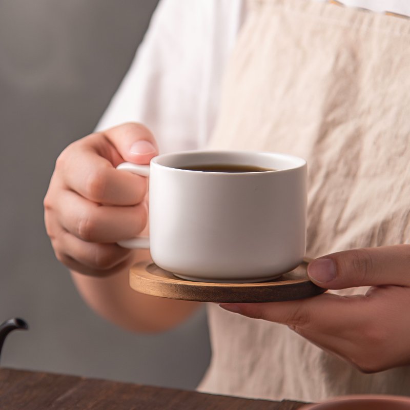 Matt White Ceramic Coffee Tea Cup and Saucer Set Porcelain Afternoon Tea Cappuccino Cup Coffee Mug Set Custom Europe Sustainable
