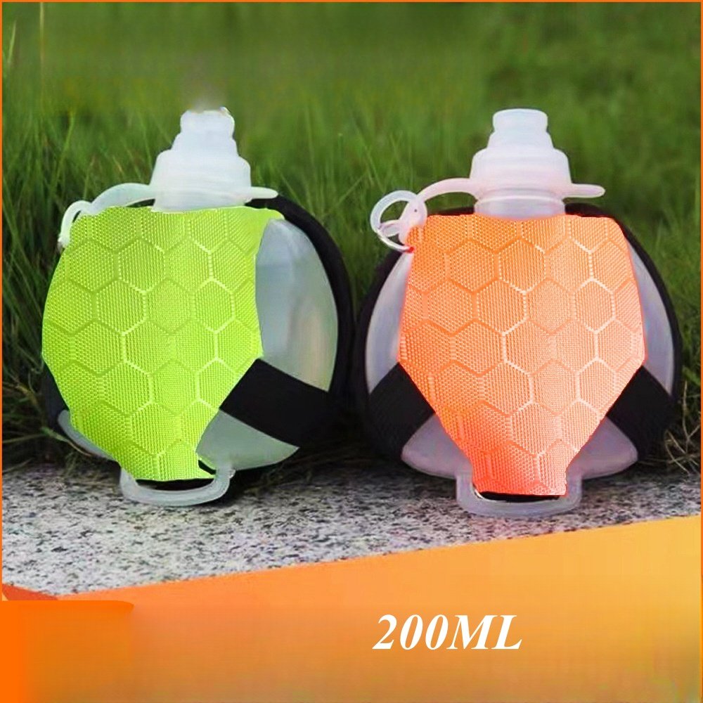 2024 new Portable lightweight Running Gym reusable 200ml Wrist Sports Water Bottles