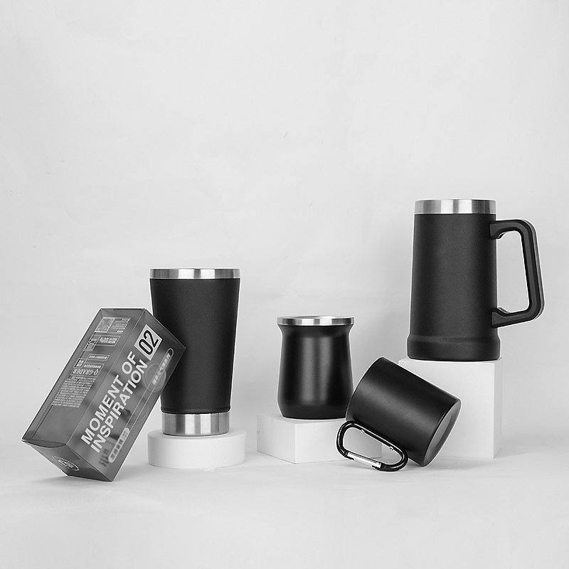Custom Logo 64oz Camping Jug Large Capacity Stainless Steel Vacuum Insulated Water Bottle 2 liter Set With Handle