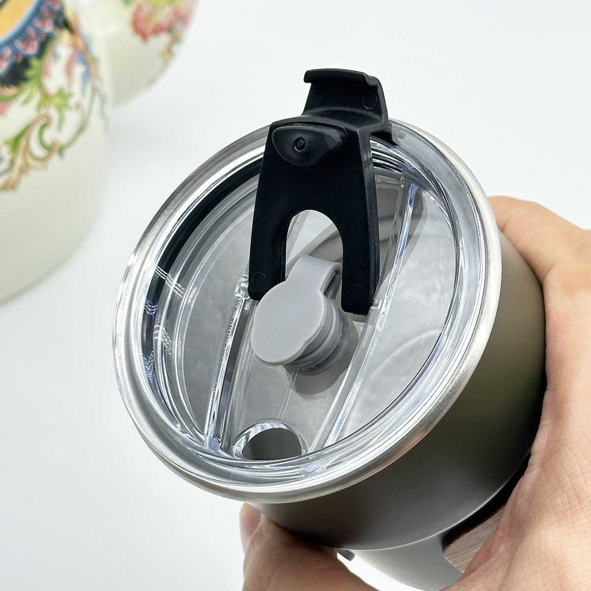 2024 new custom logo portable outdoor picnic coffee & tea cups glass cold drink beer single layer mug with wood holder and lid