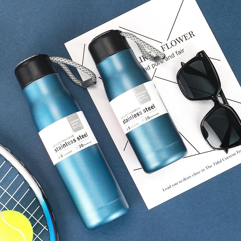 Best Selling Insulated Gym Sport Vacuum Flask Knight's Cup Portable 304 Stainless Steel Vacuum Flask With Rope