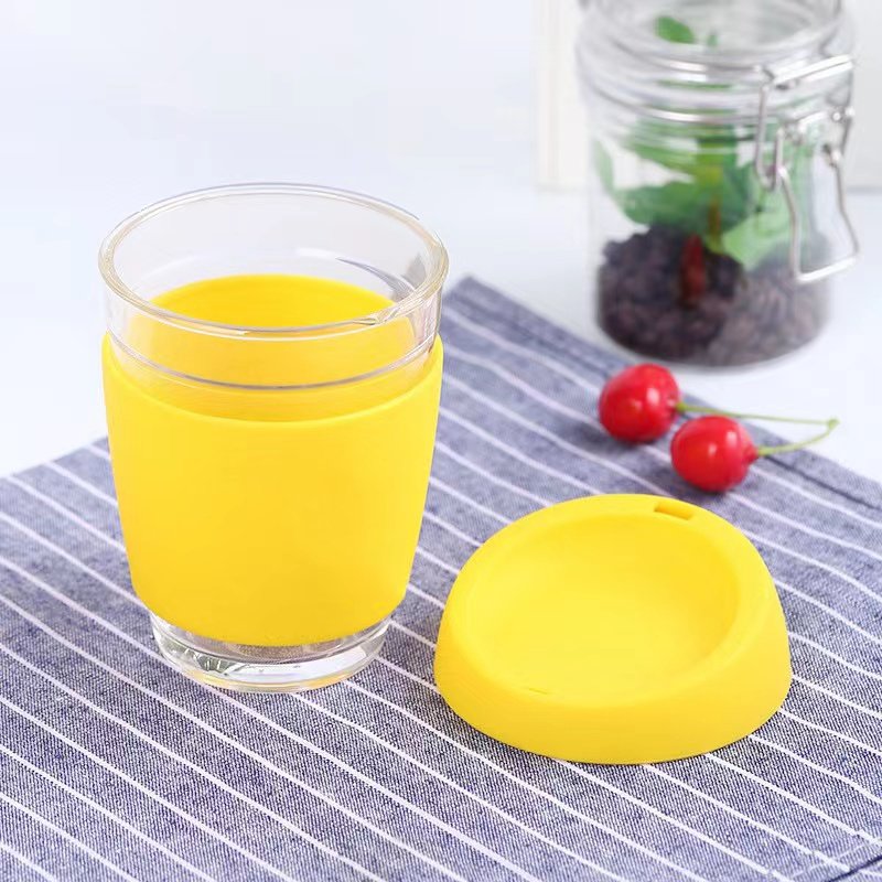 New Promotional Eco Friendly Custom Glass Mug Silicone Portable Drinking Reusable Coffee Cup with Lid