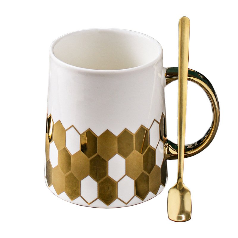 Luxury white golden honeycomb design ceramic mug with lid spoon flower tea milk coffee cup for gift household office